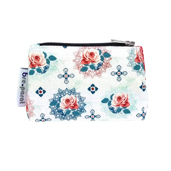 Insulin pump pouch Lace and roses