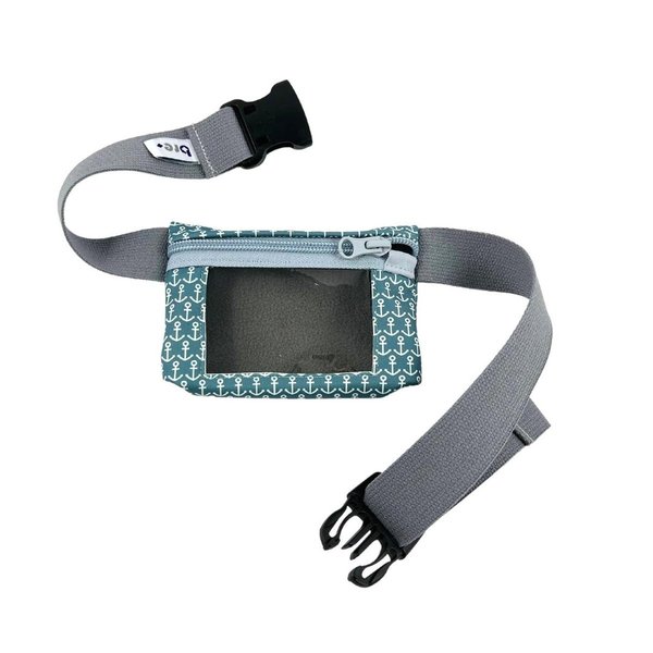 Waterrepellent insulin pump pouch with view window anchor, smaragd